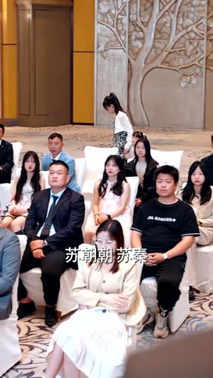 闪婚后禁欲大佬带崽求名分(83集) 闪婚后禁欲大佬带崽求名分(83集)短剧合集彩蛋完整版