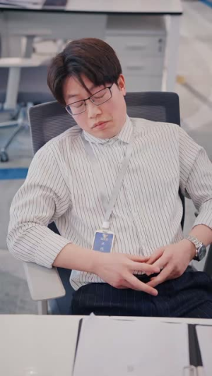 山鸡不是凤凰(52集) 山鸡不是凤凰(52集)短剧全集高清完整版