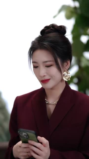 重生后!拳王妈妈点燃全场(66集) 重生后!拳王妈妈点燃全场(66集)短剧宝藏全集限免看