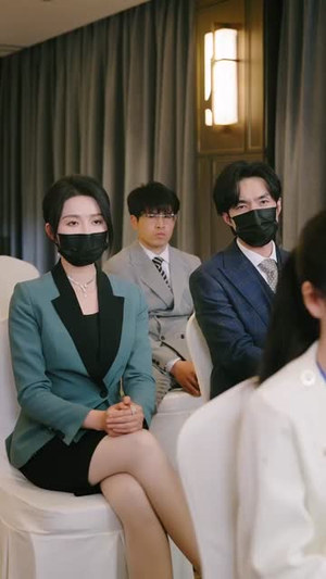 公开身份后我让你悔不当初(45集) 公开身份后我让你悔不当初(45集)短剧合集杜比音效版