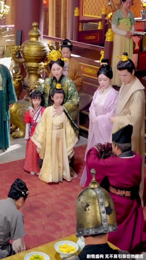 曾逢君时花照眼(62集) 曾逢君时花照眼(62集)短剧合集杜比音效版