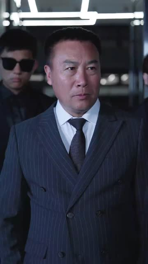 端午祭祖,男友一家把我丢下车(36集) 端午祭祖,男友一家把我丢下车(36集)短剧终极大结局合集