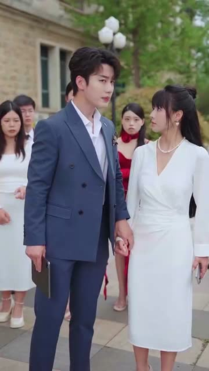 星星落在你眼里(59集) 星星落在你眼里(59集)短剧全集连看不停歇