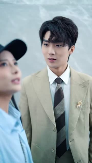 我和闪婚老公比装穷(77集) 我和闪婚老公比装穷(77集)短剧全剧终合集放送