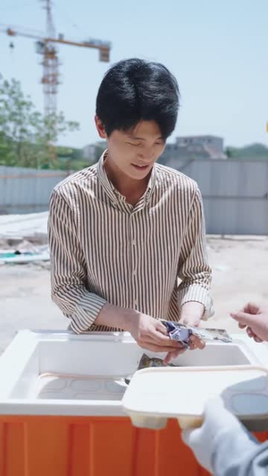 盒饭(60集) 盒饭(60集)短剧收官全集限免看
