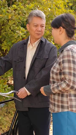 夏老太重生后鸡飞狗跳的日子(70集) 夏老太重生后鸡飞狗跳的日子(70集)短剧全集连看不停歇