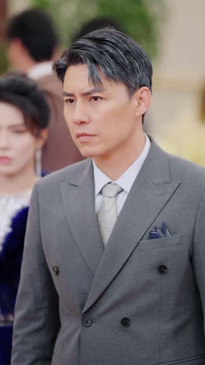今年五十岁正是修仙的年纪(70集) 今年五十岁正是修仙的年纪(70集)短剧合集蓝光画质