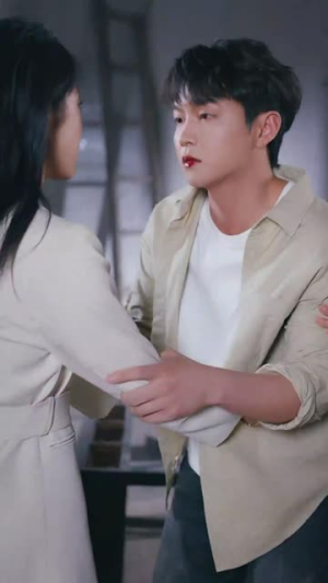 我靠老婆翻盘(70集) 我靠老婆翻盘(70集)短剧合集蓝光画质