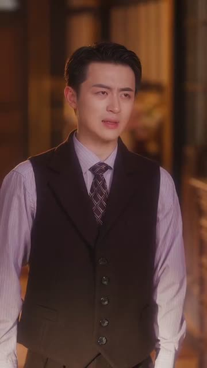 枪与玫瑰:少帅的逃爱游戏(76集) 枪与玫瑰:少帅的逃爱游戏(76集)短剧合集杜比音效版