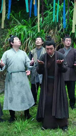 凤凰夺嫡(60集) 凤凰夺嫡(60集)短剧全集投屏大屏看